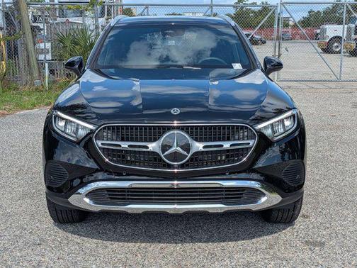 2025 Mercedes-Benz GLC 300 Base