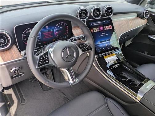 2025 Mercedes-Benz GLC 300 Base