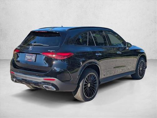 2026 Mercedes-Benz GLC 300 4MATIC