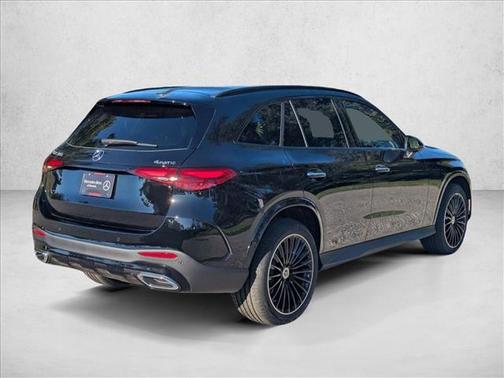 2026 Mercedes-Benz GLC 300 4MATIC