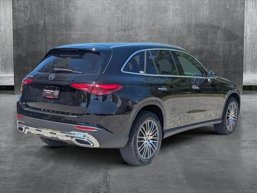 2025 Mercedes-Benz GLC 300 Base