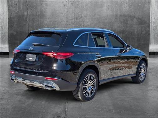 2025 Mercedes-Benz GLC 300 Base