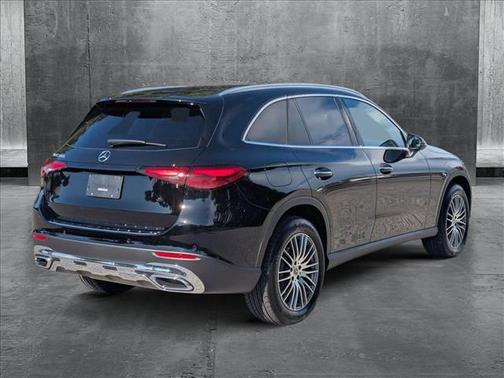 2025 Mercedes-Benz GLC 300 Base