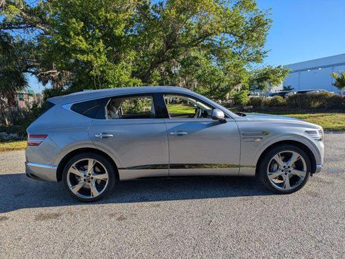 Savile Silver 2022 Genesis GV80 3.5T