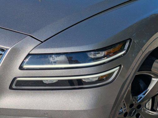 Savile Silver 2022 Genesis GV80 3.5T