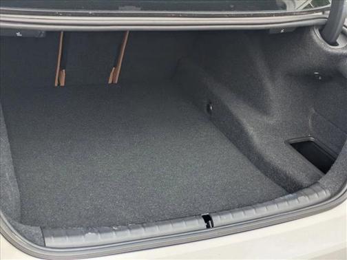 Alpine White 2021 BMW 530 530i