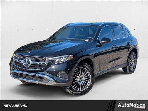 2025 Mercedes-Benz GLC 300 Base