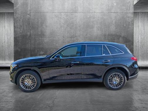 2025 Mercedes-Benz GLC 300 Base