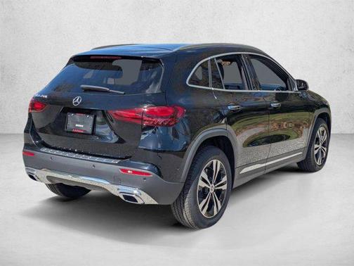 Night Black 2026 Mercedes-Benz GLA 250 4MATIC