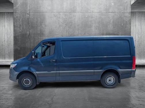 2021 Mercedes-Benz Sprinter 1500 Standard Roof I4