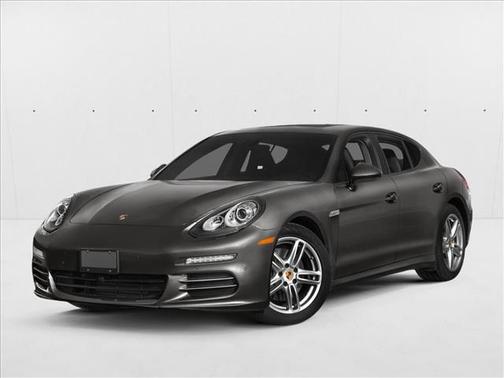 2015 Porsche Panamera 4