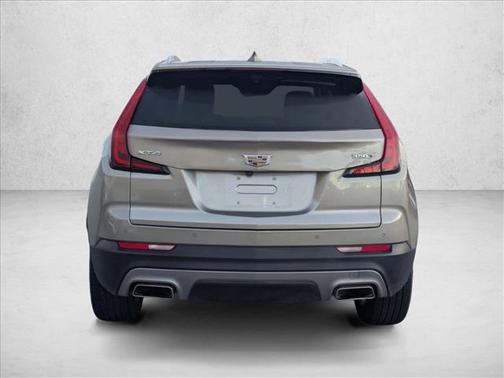 2022 Cadillac XT4 Premium Luxury