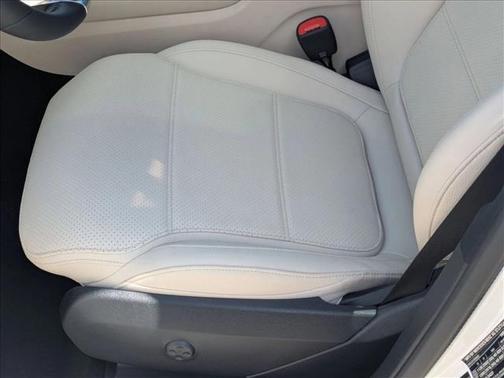 2026 Mercedes-Benz GLC 300 Base