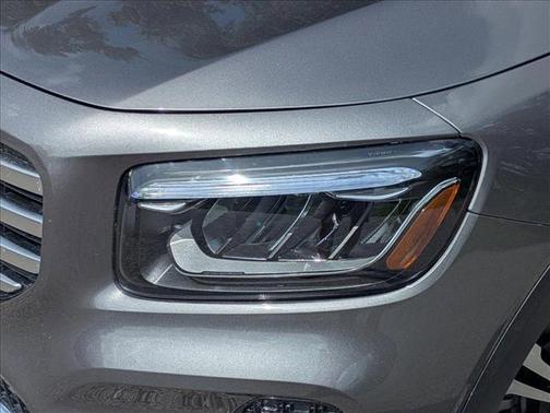 2025 Mercedes-Benz GLB 250 Base