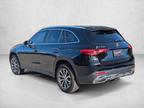 2025 Mercedes-Benz GLC 300 Base