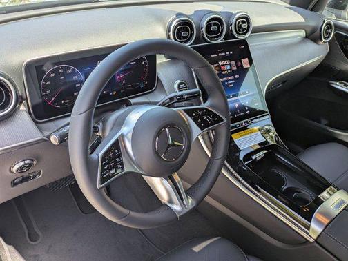 2025 Mercedes-Benz GLC 300 Base