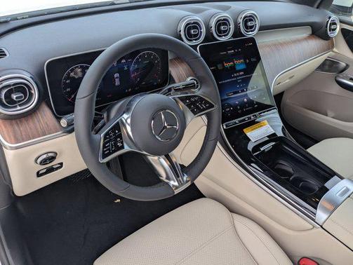 2026 Mercedes-Benz GLC 300 Base