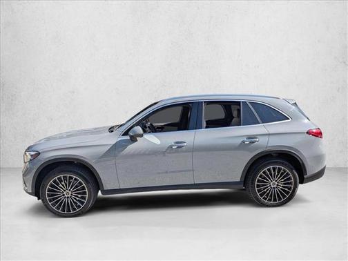MANUFAKTUR Alpine Grey 2026 Mercedes-Benz GLC 300 4MATIC