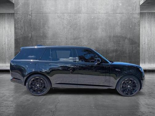 2024 Land Rover Range Rover P400 SE