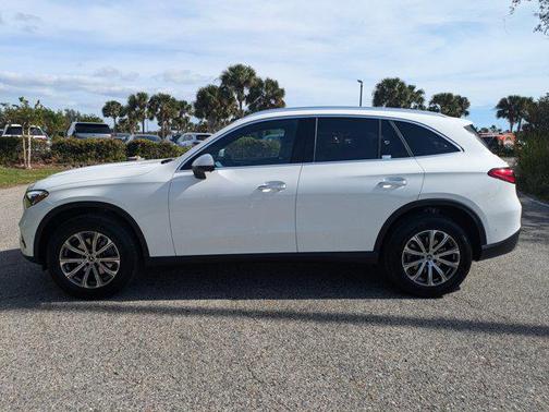 2025 Mercedes-Benz GLC 300 Base