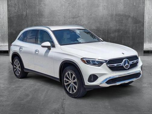 2025 Mercedes-Benz GLC 300 Base