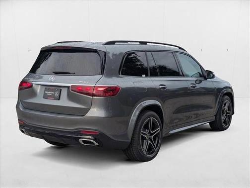 2026 Mercedes-Benz GLS 450 4MATIC