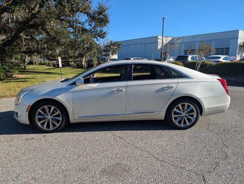2013 Cadillac XTS Luxury