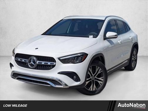 Polar White 2026 Mercedes-Benz GLA 250 4MATIC