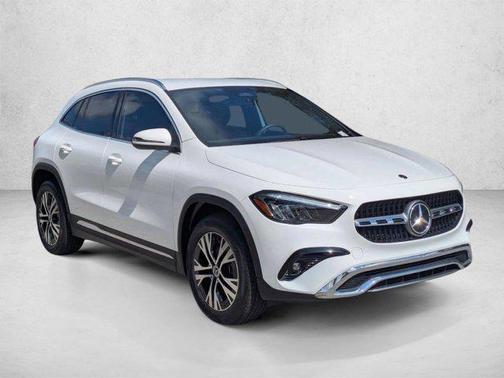 Polar White 2026 Mercedes-Benz GLA 250 4MATIC