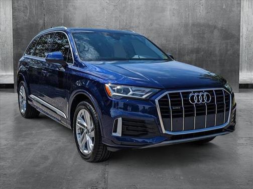 2021 Audi Q7 45 Premium Plus