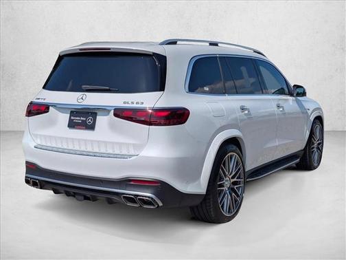 MANUFAKTUR Moonlight White Metallic 2026 Mercedes-Benz AMG GLS 63 Base