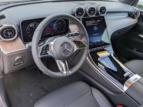Polar White 2026 Mercedes-Benz GLC 300 Base