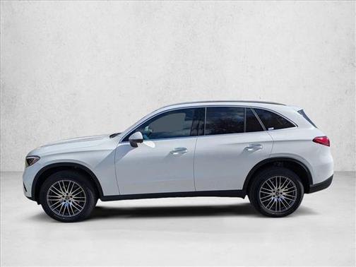 Polar White 2026 Mercedes-Benz GLC 300 Base