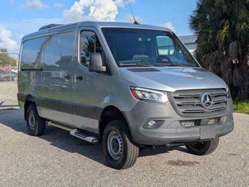 Selenite Grey Metallic 2025 Mercedes-Benz Sprinter 2500 Standard Roof