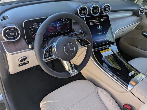 2026 Mercedes-Benz GLC 300 4MATIC