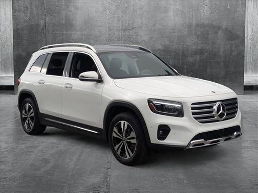 2025 Mercedes-Benz GLB 250 4MATIC