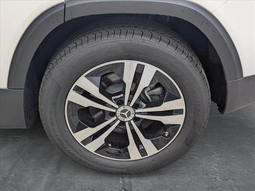 2025 Mercedes-Benz GLB 250 4MATIC