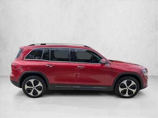 MANUFAKTUR Patagonia Red Metallic 2026 Mercedes-Benz GLB 250 Base