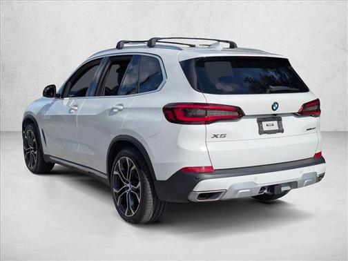 Alpine White 2022 BMW X5 sDrive40i