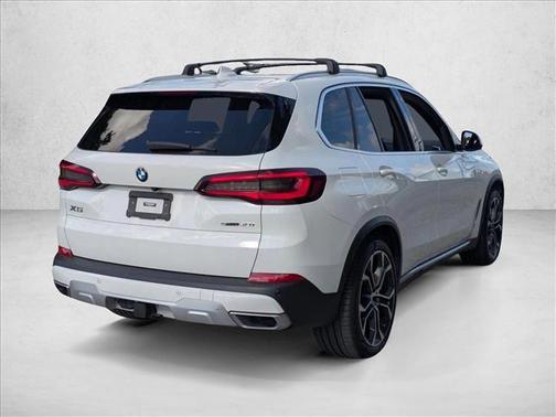 Alpine White 2022 BMW X5 sDrive40i