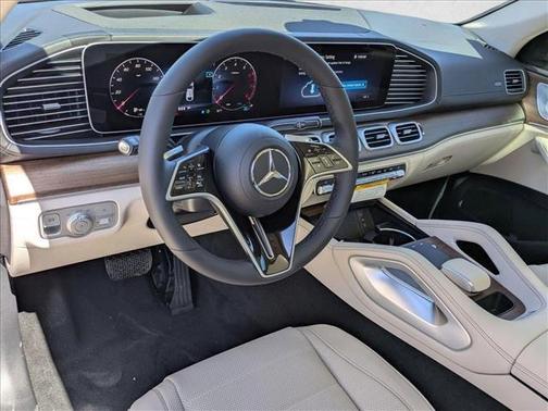 Obsidian Black Metallic 2026 Mercedes-Benz GLE 450 4MATIC