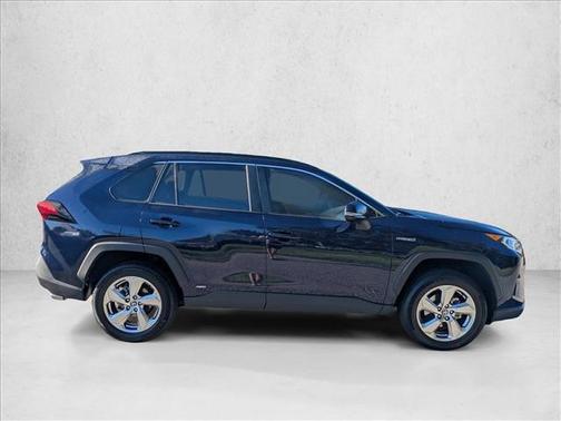 2021 Toyota RAV4 Hybrid XLE Premium