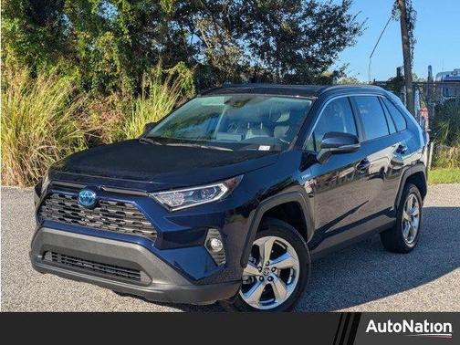 2021 Toyota RAV4 Hybrid XLE Premium