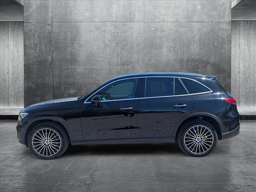 2025 Mercedes-Benz GLC 300 Base