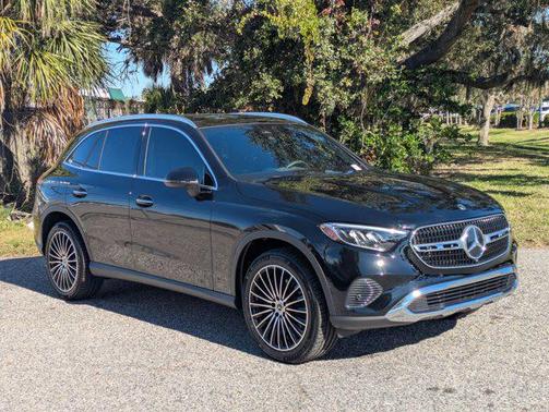 2025 Mercedes-Benz GLC 300 Base