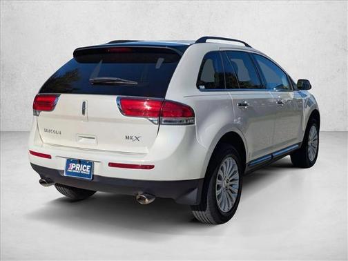 Crystal Champagne Tri-Coat 2013 Lincoln MKX Base