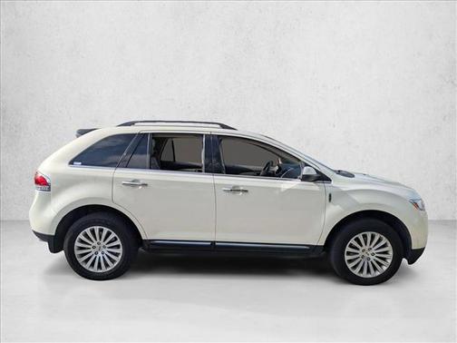 2013 Lincoln MKX Base