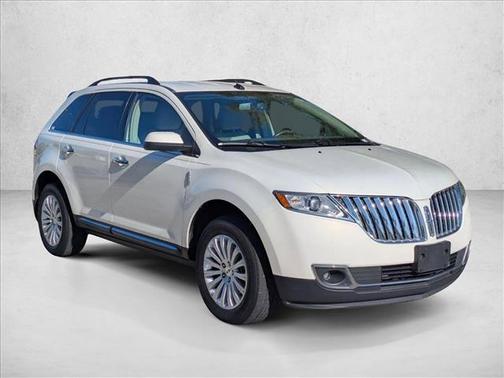 Crystal Champagne Tri-Coat 2013 Lincoln MKX Base