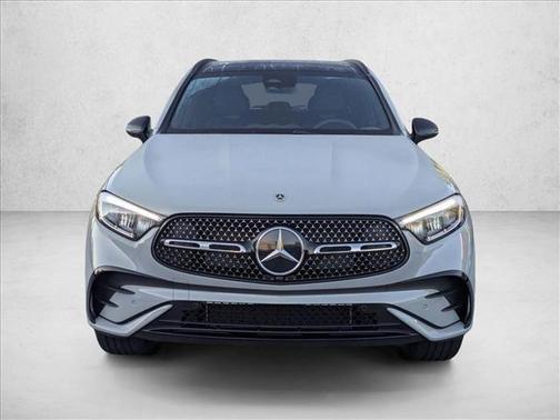 2026 Mercedes-Benz GLC 300 4MATIC