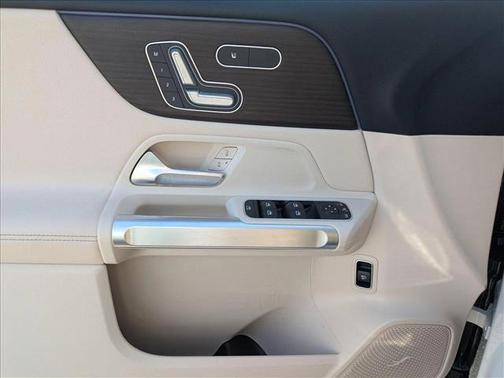 2025 Mercedes-Benz GLB 250 Base